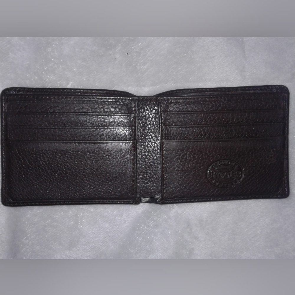 Roots Wallet - Picture 4 of 4